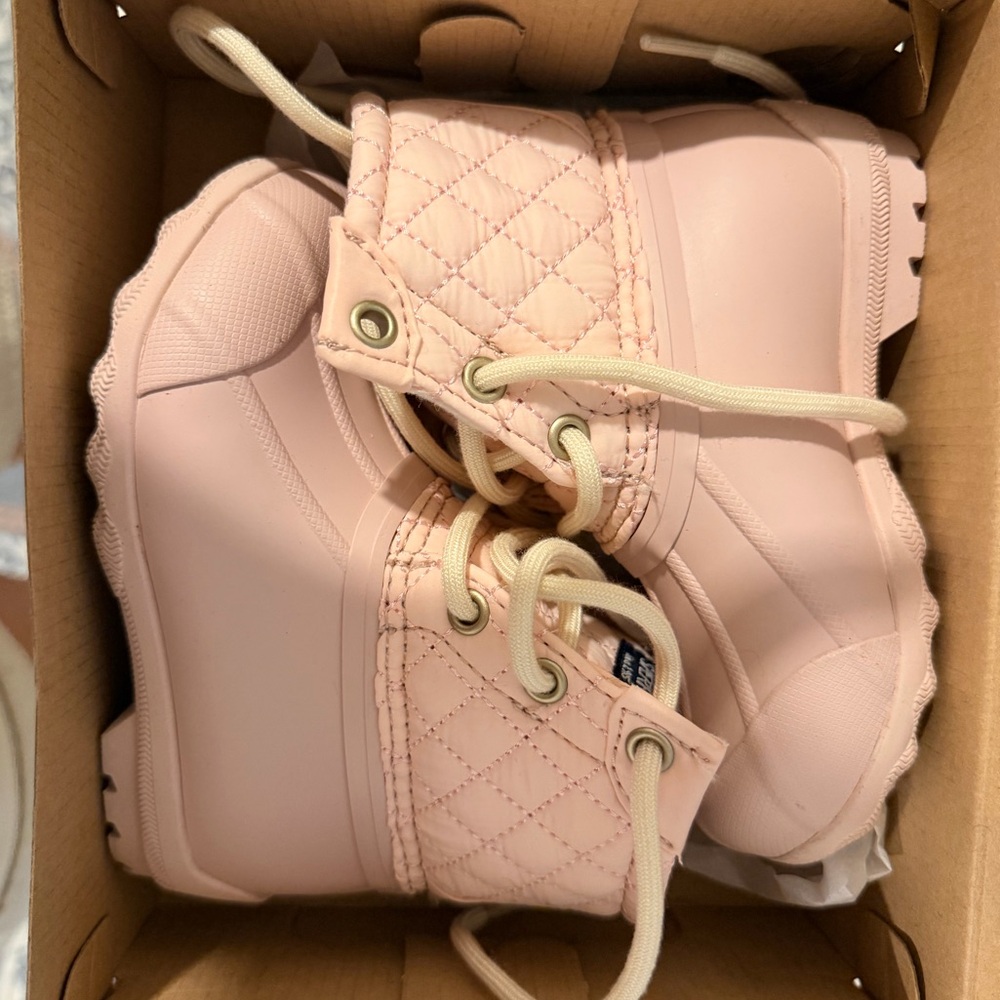 Toddler Girls NWT Sperry Port Duck Boot in Blush Pink